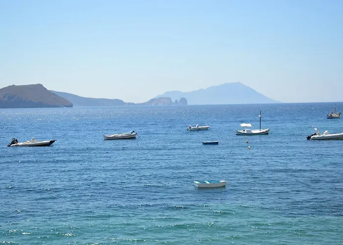 Capt Sotos Klima (Milos)