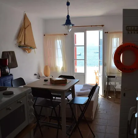 Capt Sotos * Klima (Milos)