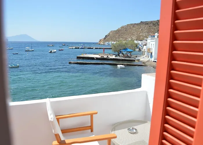 Capt Sotos Klima (Milos)